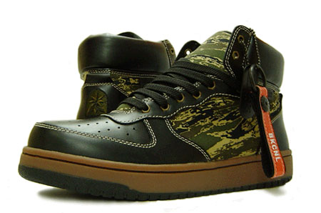 Breed Ghost Lion Camo sneakers