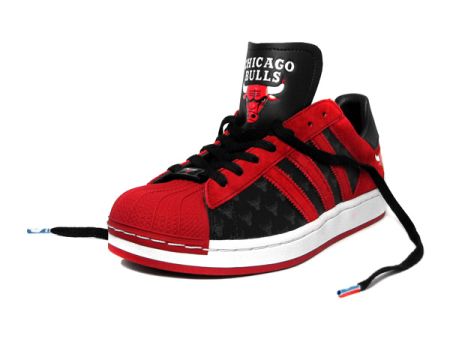 adidas superstar 1 chicago bulls