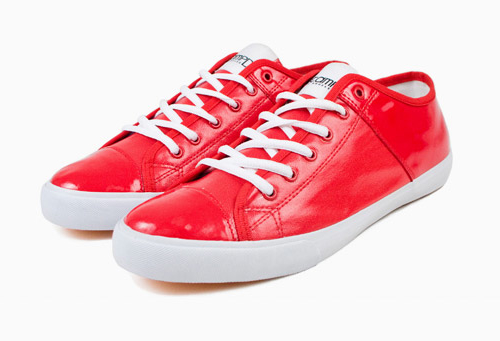 Красные кроссовки Stamp'd LA и новой весенне-летней коллекции